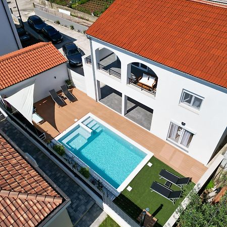 Bernie Apartments With A Pool زادار المظهر الخارجي الصورة