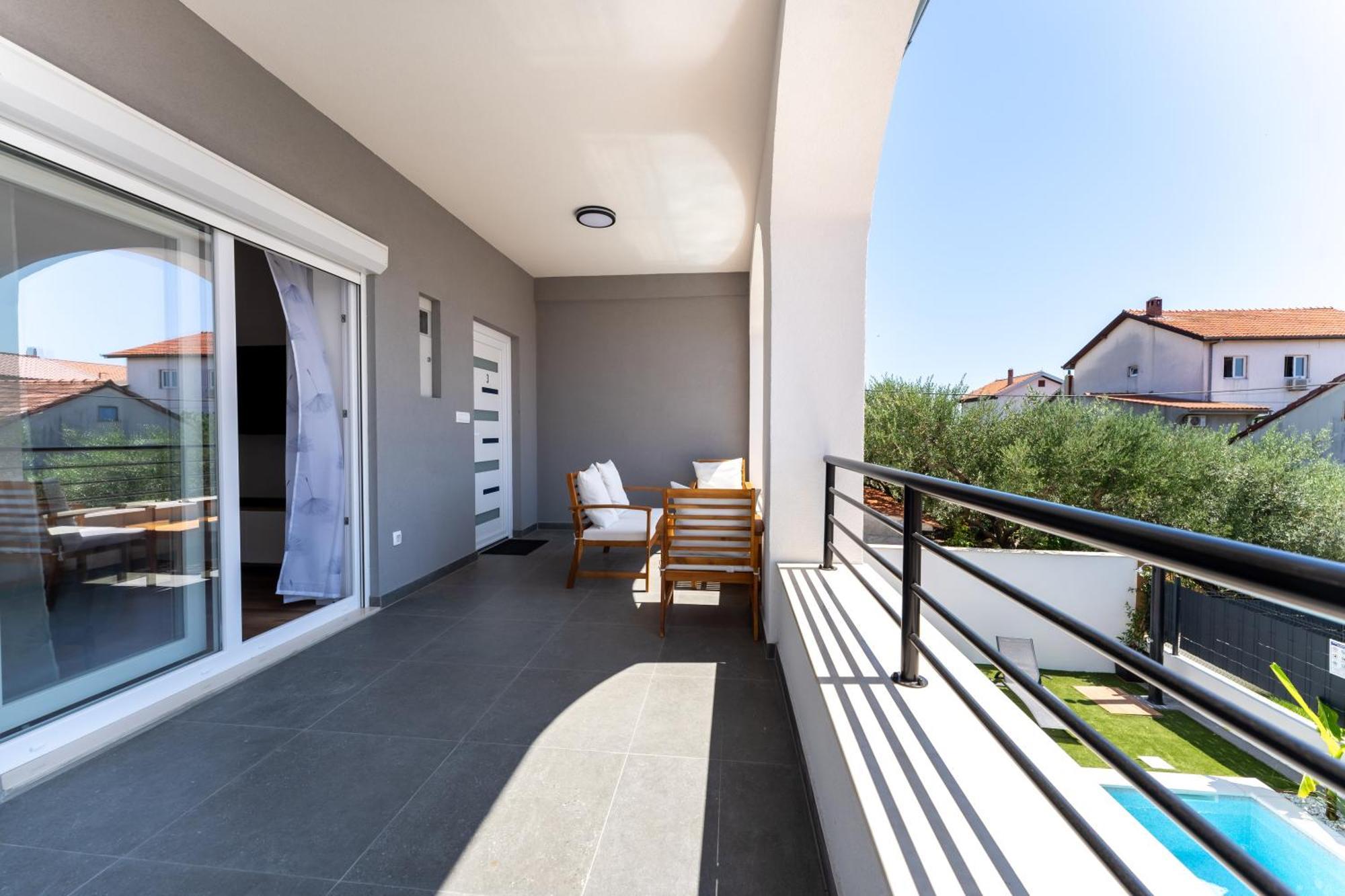 Bernie Apartments With A Pool زادار المظهر الخارجي الصورة