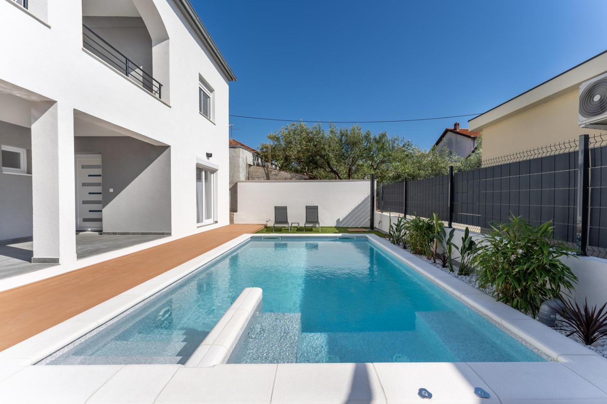 Bernie Apartments With A Pool زادار المظهر الخارجي الصورة