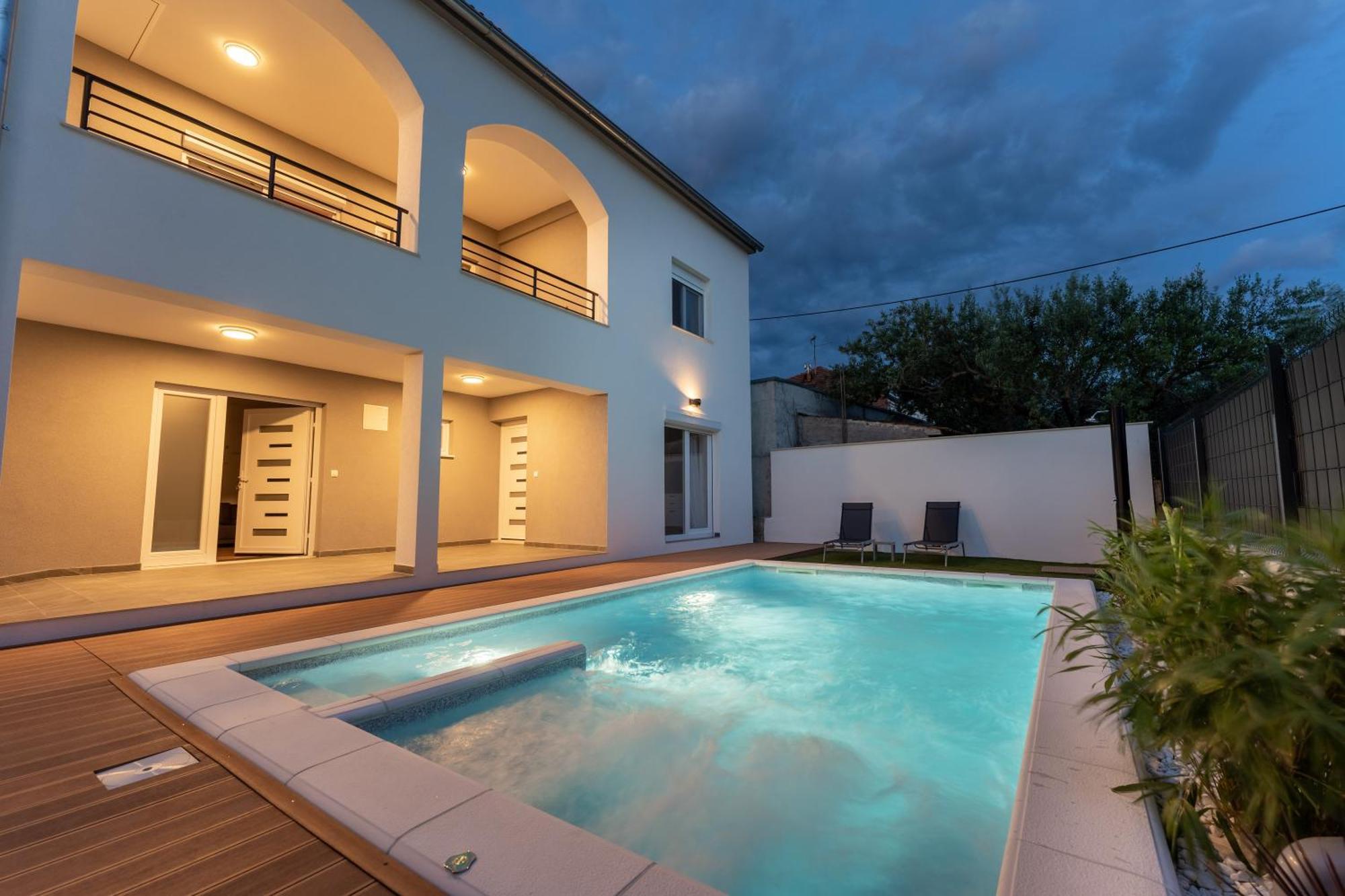 Bernie Apartments With A Pool زادار المظهر الخارجي الصورة