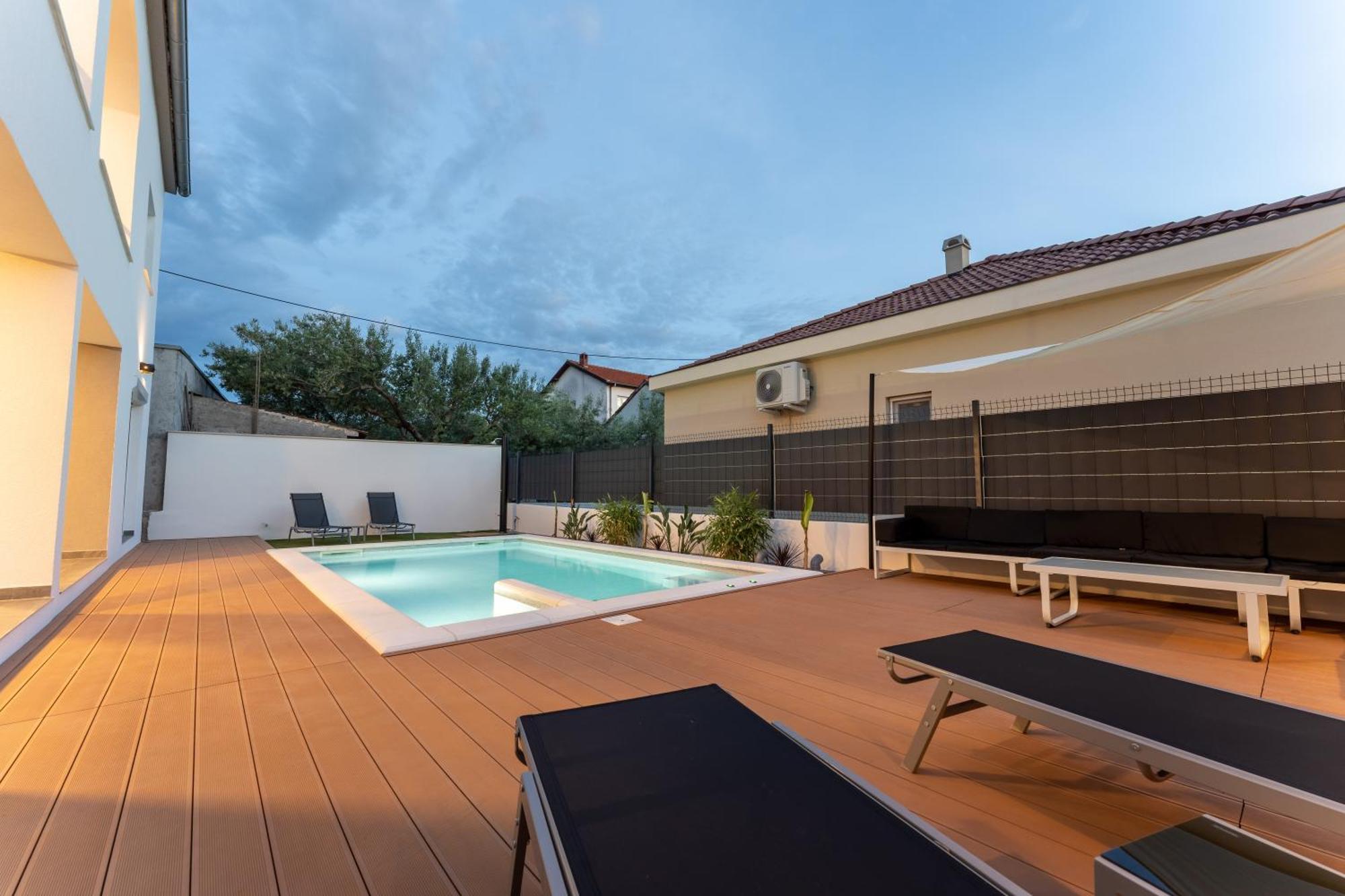 Bernie Apartments With A Pool زادار المظهر الخارجي الصورة